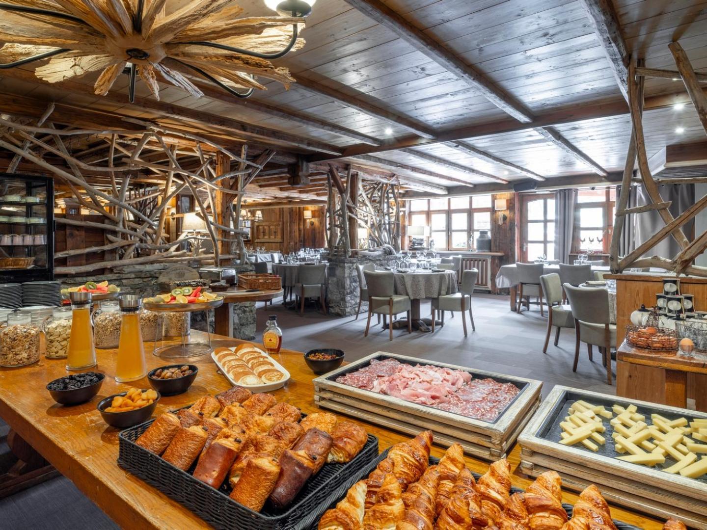 Hotel Eterlou Méribel Zewnętrze zdjęcie